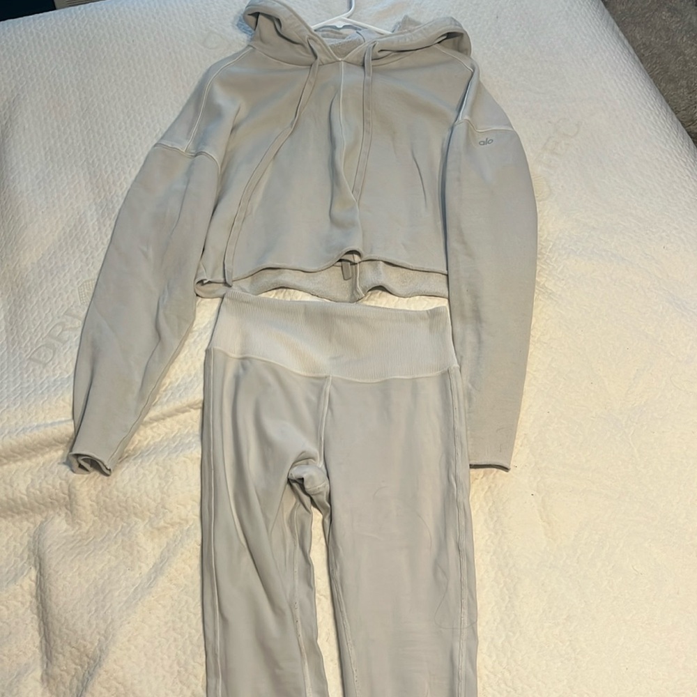 ALO Yoga Gray Leggings and Hoodie Set